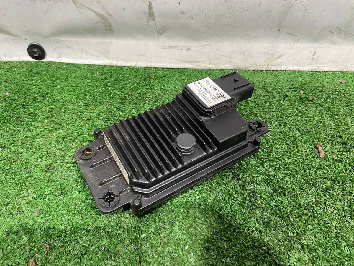 LR081490 Active cruise control radar for Land Rover Discovery 5 L462 (2017-) Used
